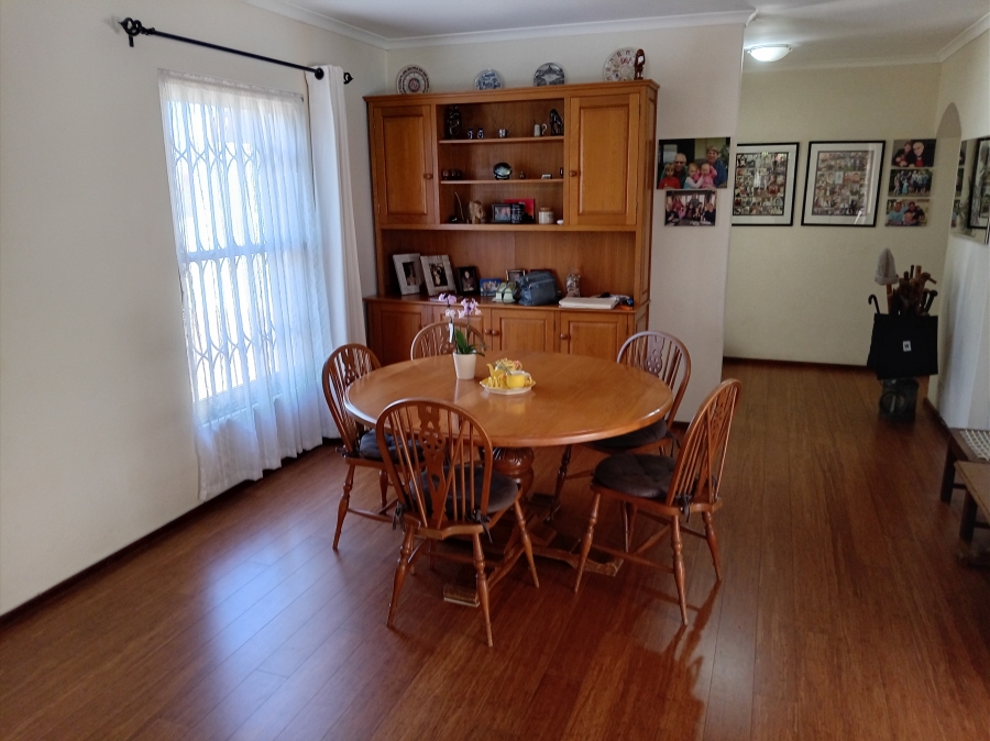 4 Bedroom Property for Sale in Edgemead Western Cape